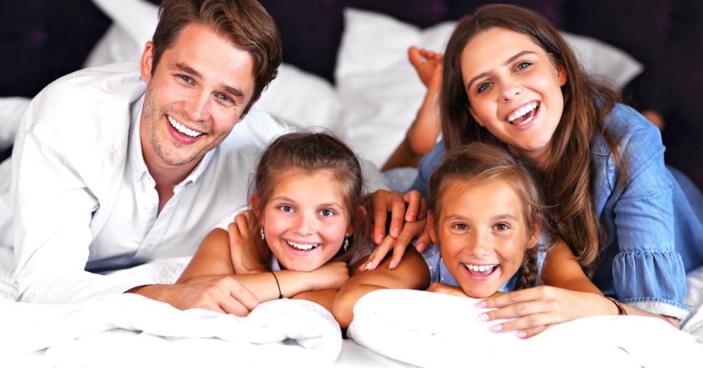 Family stay in Barcelona with kids web Banner
