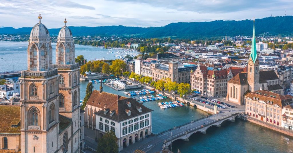 Zurich with kids banner