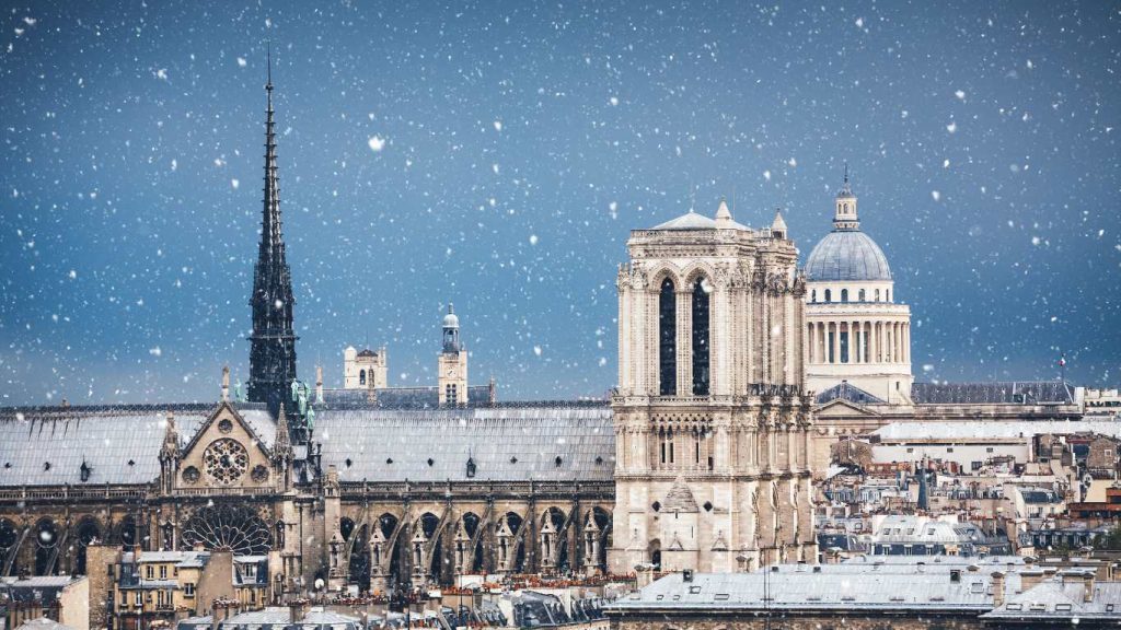 Paris in Winter - Kid friendly European city