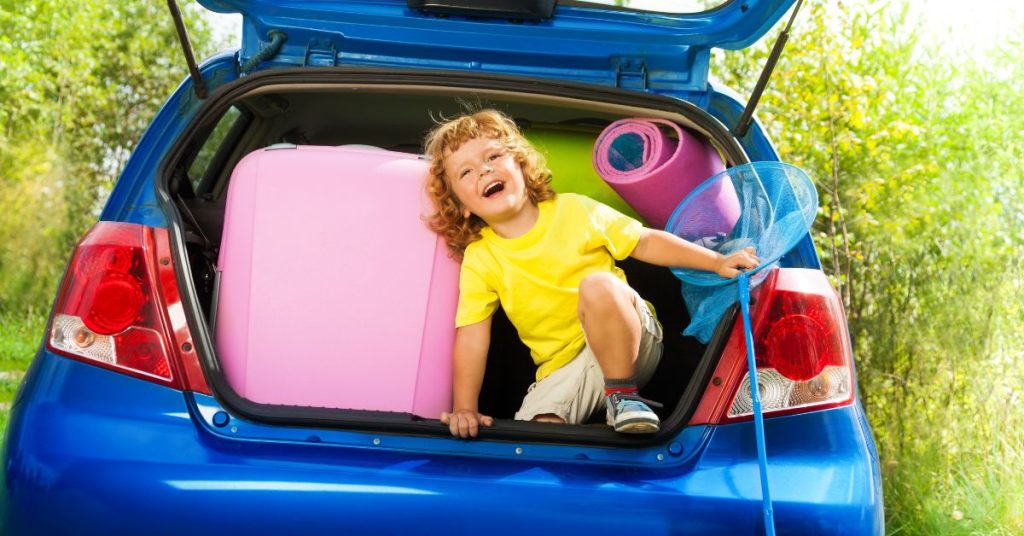Top Tips for Summer Travel with Children Web banner